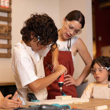 Cargar imagen en el visor de la galería, Pack de Extraescolar de carpintería 2024/25 - De 4 a 12 años
