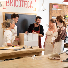 Cargar imagen en el visor de la galería, Curso Bricolaje de Supervivencia en Bricoteca (Badalona)
