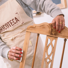 Cargar imagen en el visor de la galería, Curso de Restauración y Decoración de Muebles en Bricoteca (Sant Andreu)
