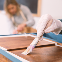 Cargar imagen en el visor de la galería, Curso de Restauración y Decoración de Muebles en Bricoteca (Sant Andreu)
